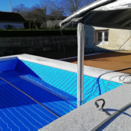 Entretien de Piscine : Guide Pratique pour un Bassin Toujours Propre Tinqueux